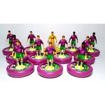 Subbuteo Andrew Table Soccer Bristol City 2017-18 away kit on WSB Professional Bases